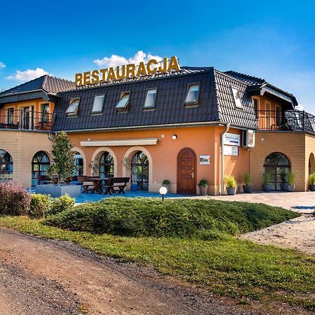 Lawendowy Ogrod Hotel Brzeg Eksteriør billede