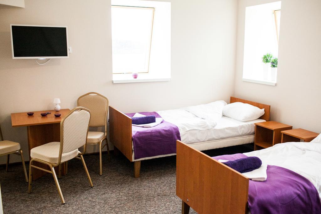 Lawendowy Ogrod Hotel Brzeg Eksteriør billede